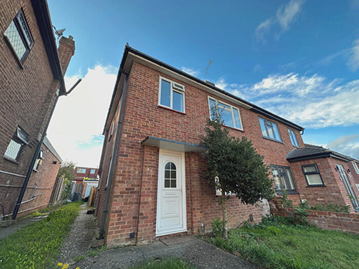 4 Bedroom House To Rent In Maxwell Gardens, Orpington, BR6