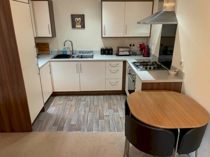 1 Bedroom Flat To Rent In Heol Cae Tynewydd, Loughor, Swansea SA4