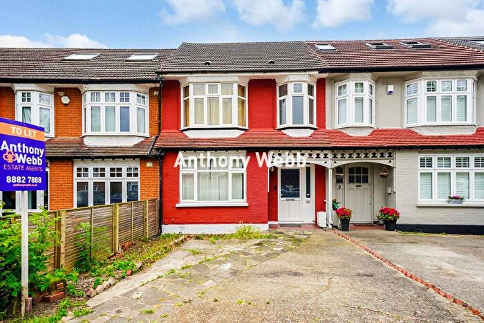 3 Bedroom Terraced House To Rent In Hazelwood Lane, Palmers Green, N13