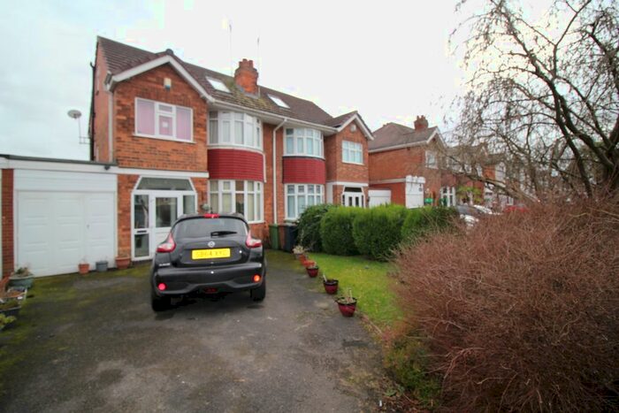 4 Bedroom Semi-Detached House To Rent In Keswick Road, Solihull B92
