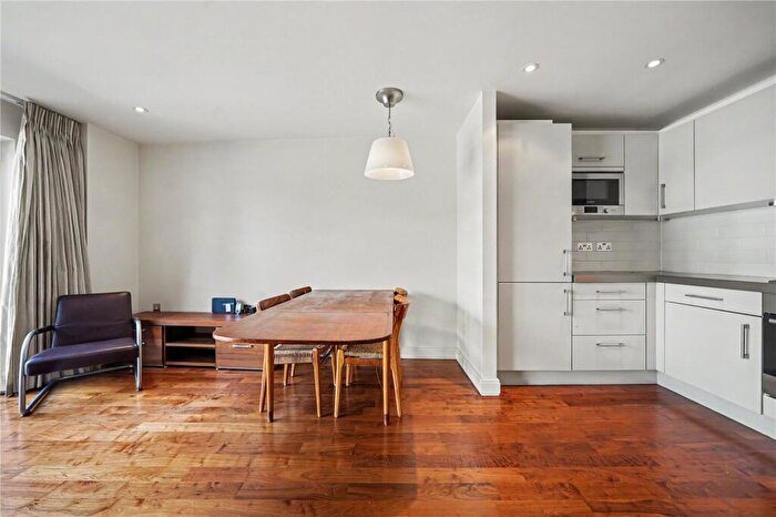 1 Bedroom Apartment For Sale In Clerkenwell Road, London, EC1M - Photo 5