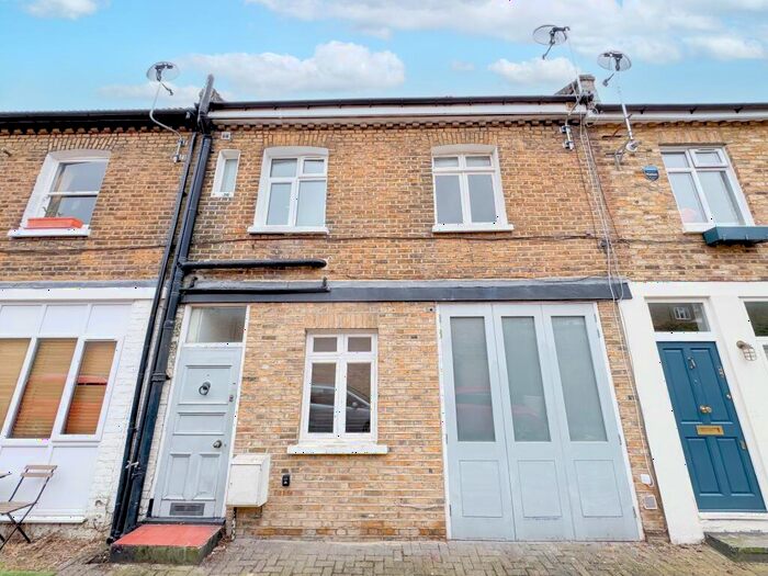 3 Bedroom House To Rent In Victoria Mews, Queens Park, NW6
