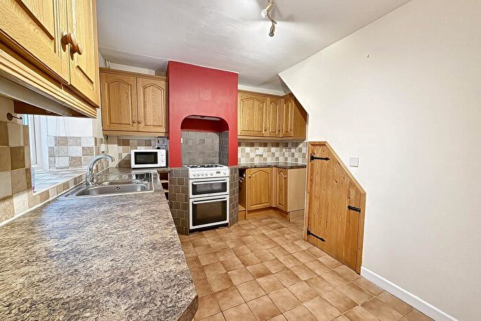 2 Bedroom End Of Terrace House For Sale In Bridport, DT6