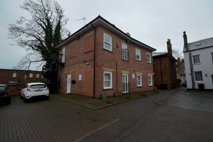 1 Bedroom Flat To Rent In Bath Road, Swindon SN1