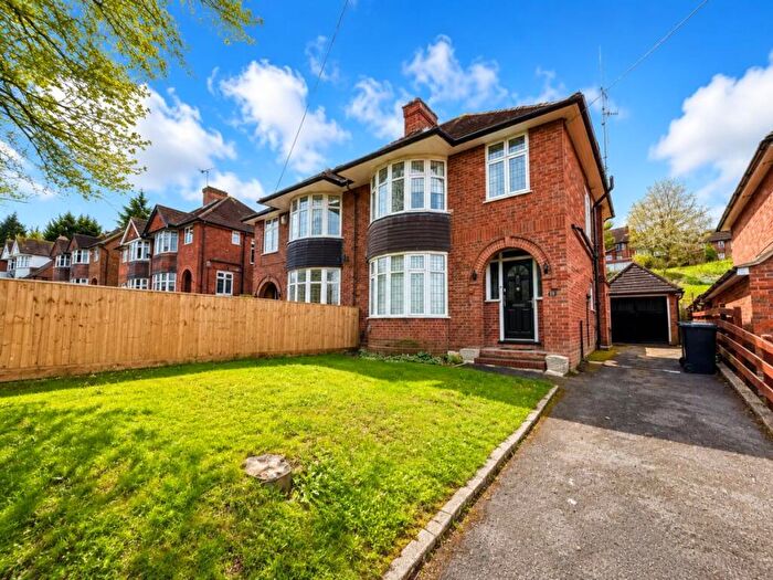 4 Bedroom Semi-Detached House To Rent In Desborough Avenue, HP11