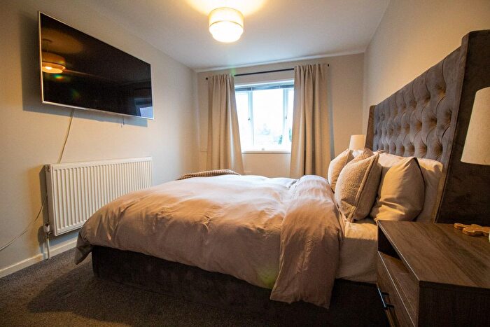 3 Bedroom End Of Terrace House For Sale In Longden Close, Bramcote, Nottingham, NG9