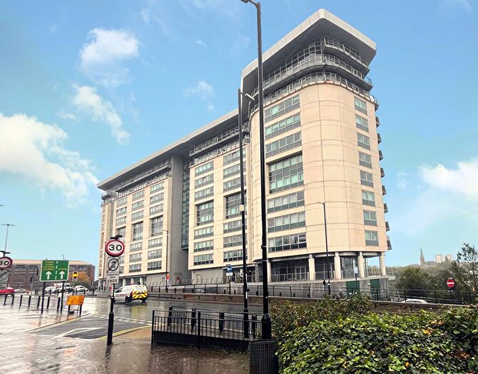 2 Bedroom Apartment For Sale In Apartment, Echo Building, West Wear Street, Tyne & Wear, SR1