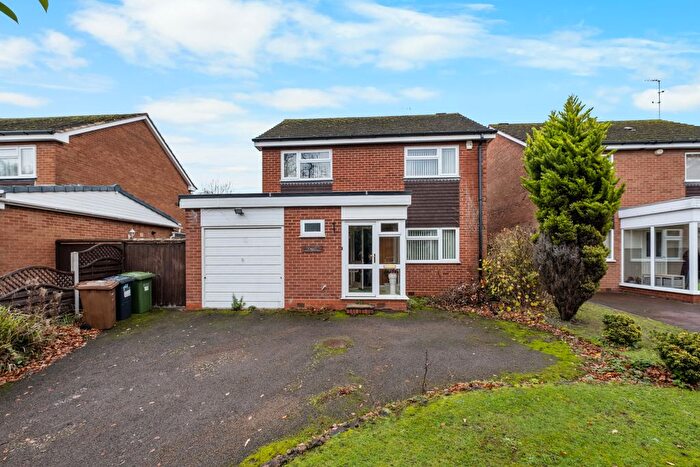 4 Bedroom Detached House For Sale In Kineton Green Road, Solihull, B92