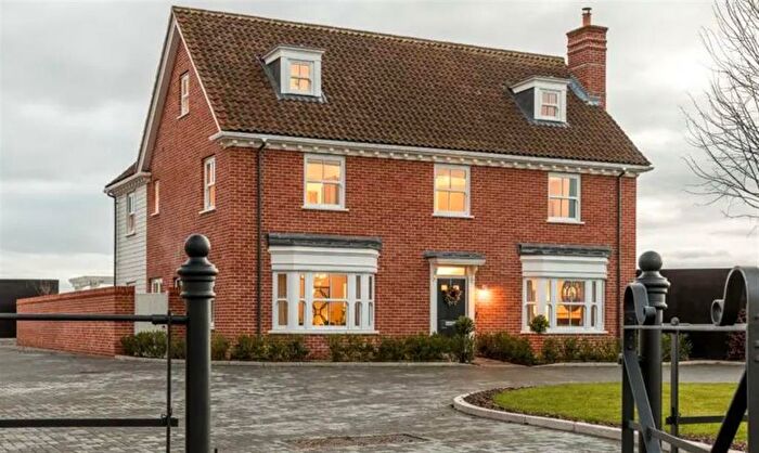 5 Bedroom Detached House For Sale In Manningtree Park, Mistley, Manningtree, CO11