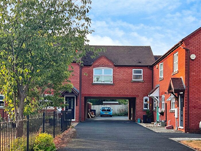1 Bedroom Flat For Sale In St. Laurence Way, Bidford-On-Avon, Alcester, B50