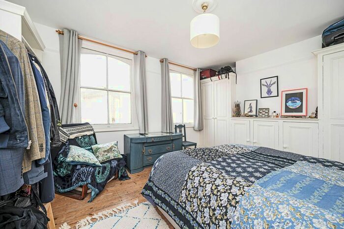 2 Bedroom Property To Rent In Quilter Street, Bethnal Green, London, E2