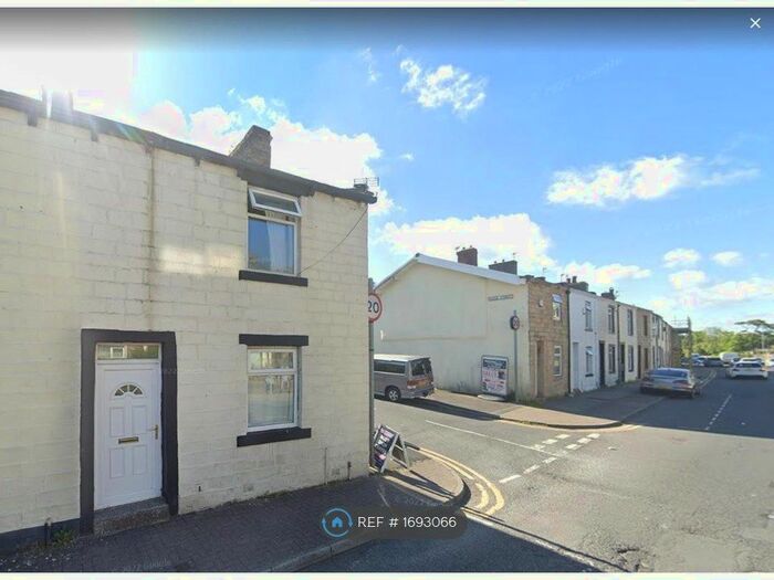 2 Bedroom Terraced House To Rent In Burnley Road, Brierfield, Nelson, BB9