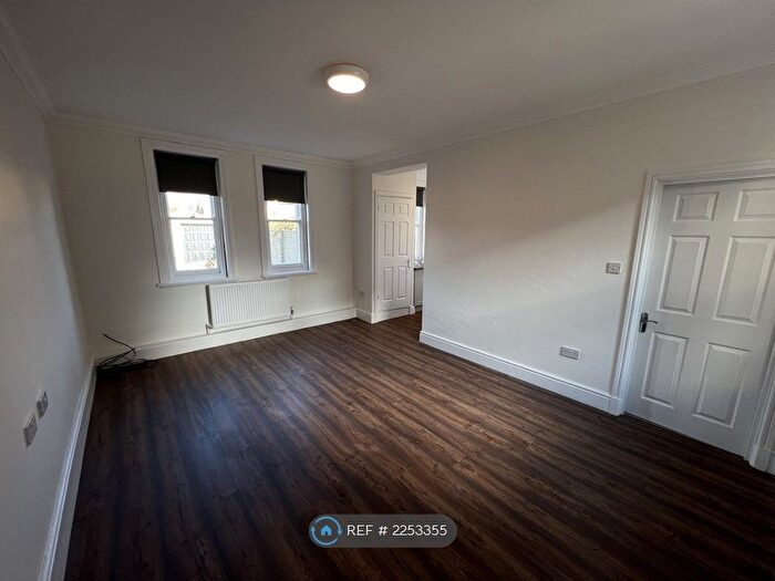 1 Bedroom Flat To Rent In Elwick Road, Hartlepool, TS26