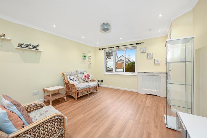 3 Bedroom Semi-detached House For Sale In King's Meadow, Prestonfield, Edinburgh, EH16