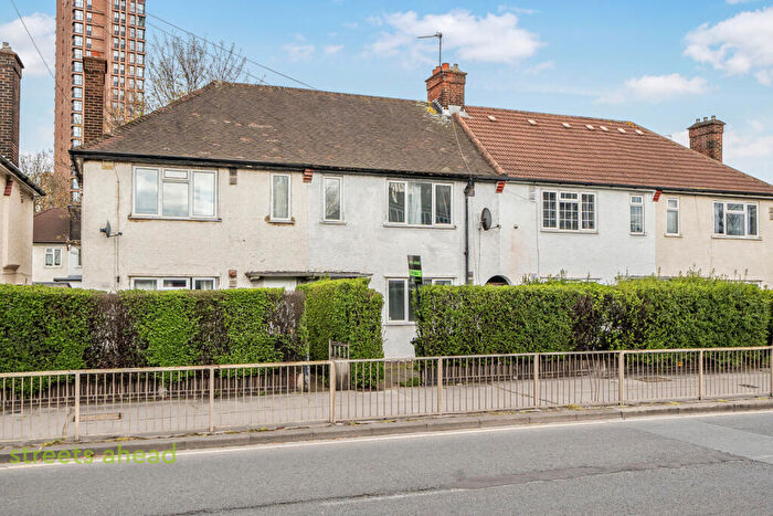 3 Bedroom Terraced House For Sale In Old Town, Croydon, CR0