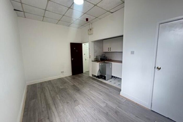 1 Bedroom Flat To Rent In Newport Road Cardiff, CF24