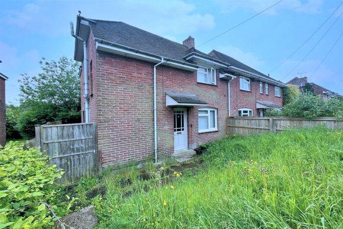 5 Bedroom Semi-Detached House To Rent In Highcliff, SO23