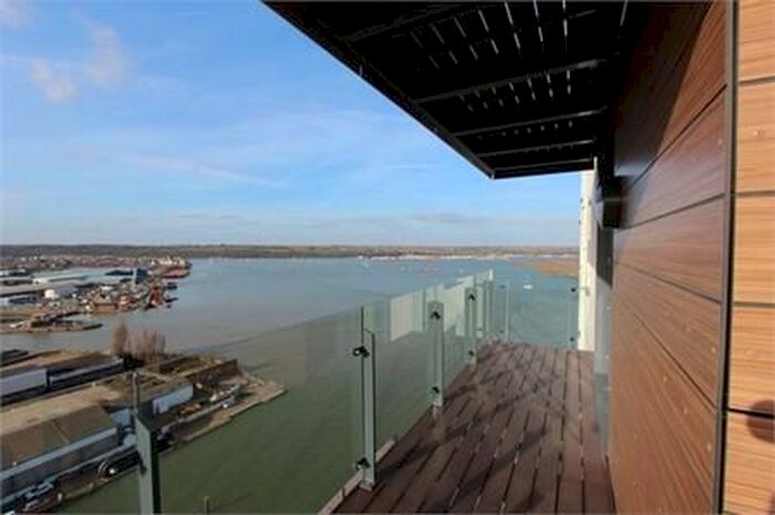 2 Bedroom Flat To Rent In The Peninsula, Pegasus Way, Gillingham, ME7