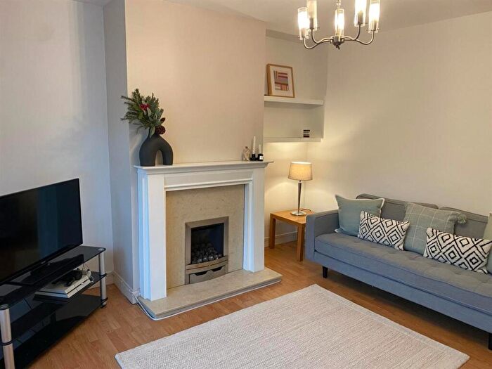 2 Bedroom Terraced House To Rent In Featherbank Terrace, Horsforth, LS18