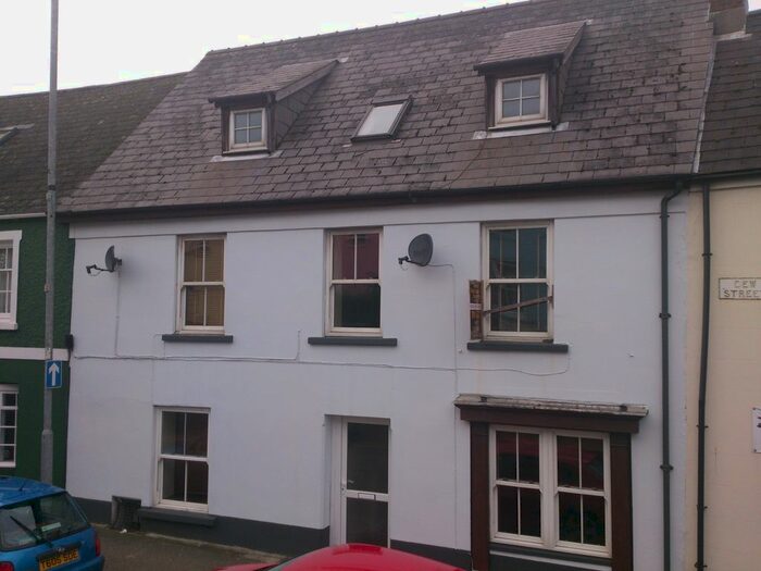 1 Bedroom Flat To Rent In Dew Street, Flat, Haverfordwest., SA61