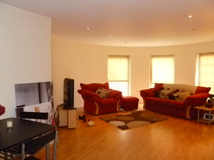 1 Bedroom Apartment For Sale In Holywell Heights, S4
