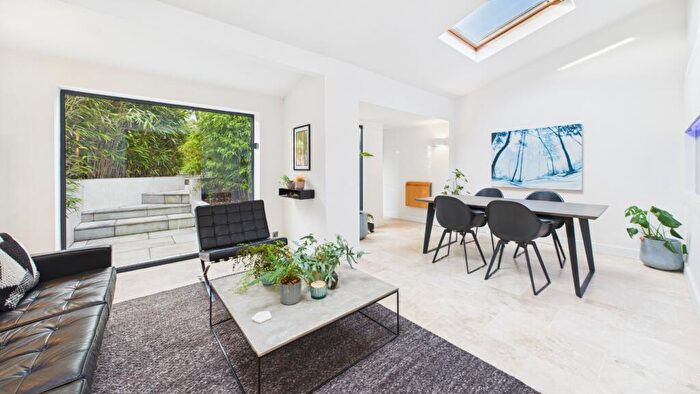4 Bedroom Detached House For Sale In Kingsway, Ilkeston, Derbyshire, DE7