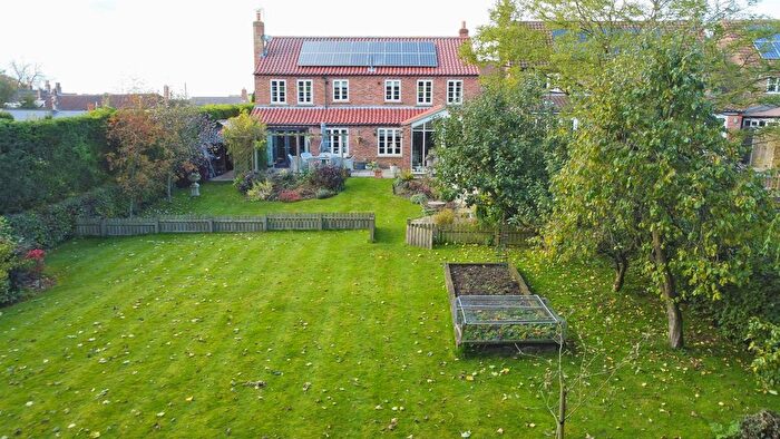 4 Bedroom Detached House For Sale In Millergate, North Newbald, YO43
