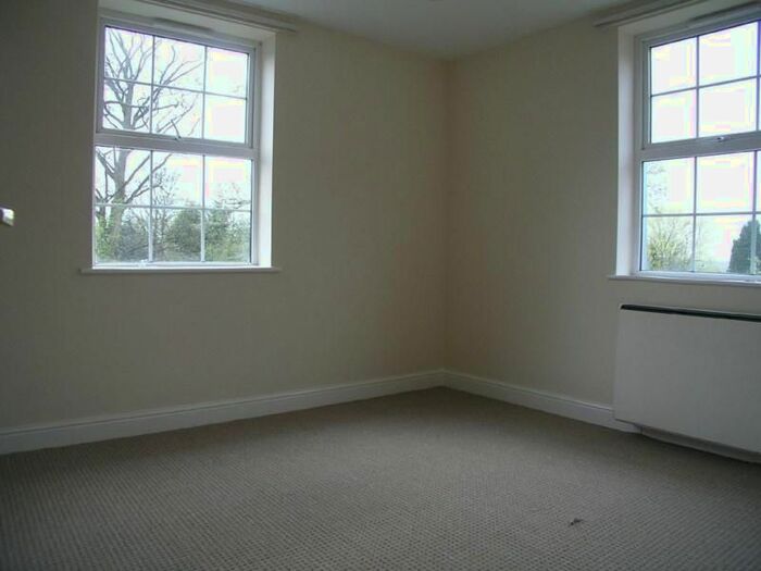 2 Bedroom Flat To Rent In Park Lane, Congleton, CW12