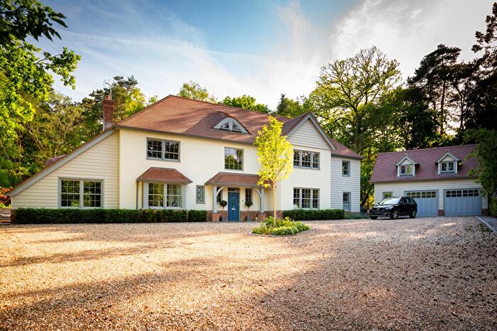 7 Bedroom Detached House For Sale In Elvetham Road, Fleet, GU51