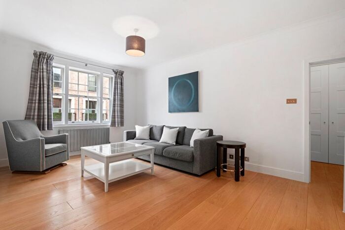 1 Bedroom Flat For Sale In Dovehouse Street, Chelsea, SW3