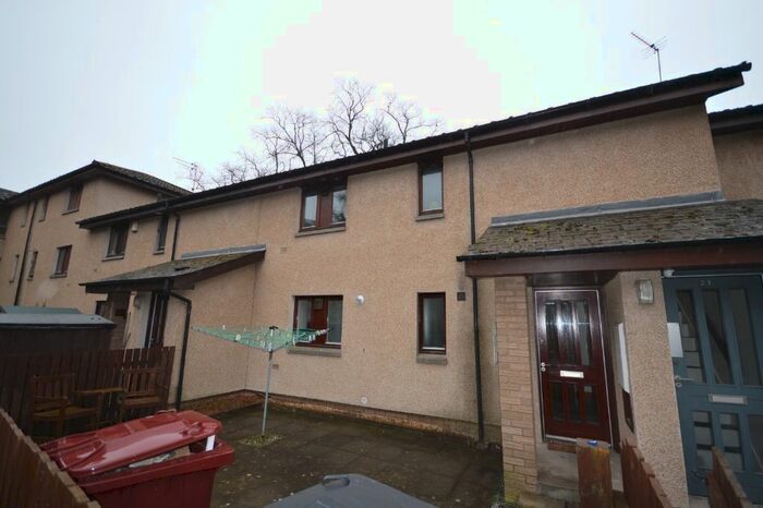 2 Bedroom Flat To Rent In Balgayview Gardens, Lochee West, Dundee, DD3