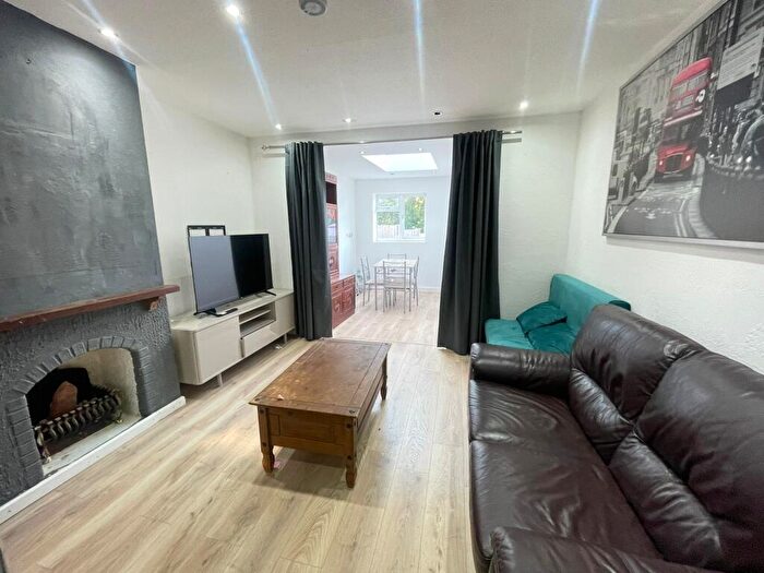 4 Bedroom Terraced House To Rent In Fortescue Road, Edgware, HA8