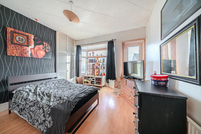 3 Bedroom Flat For Sale In Ty Castroggy, Chepstow, NP16