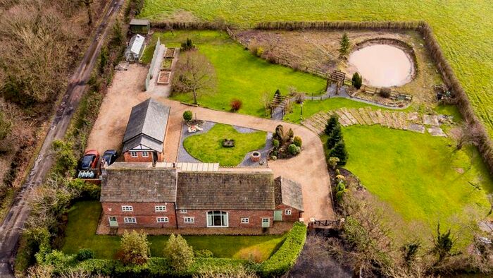 4 Bedroom Detached House For Sale In Ulnes Walton Lane, Leyland, PR26