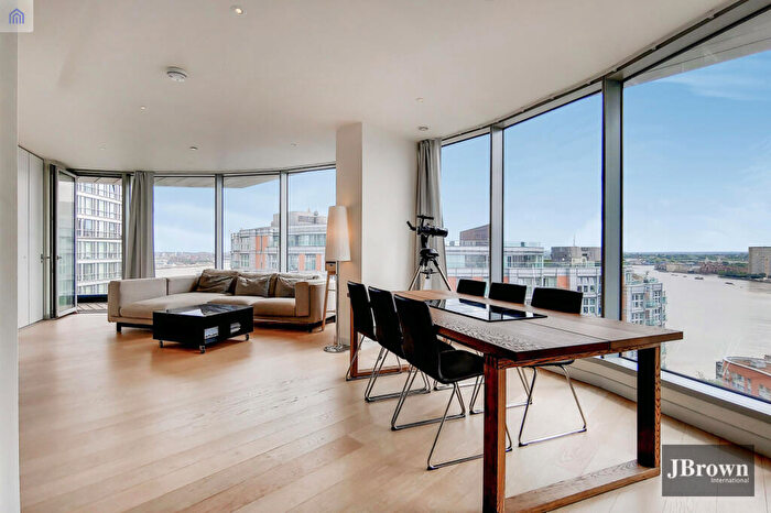 3 Bedroom Apartment For Sale In Charrington Tower, Biscayne Avenue, Canary Wharf, London, E14