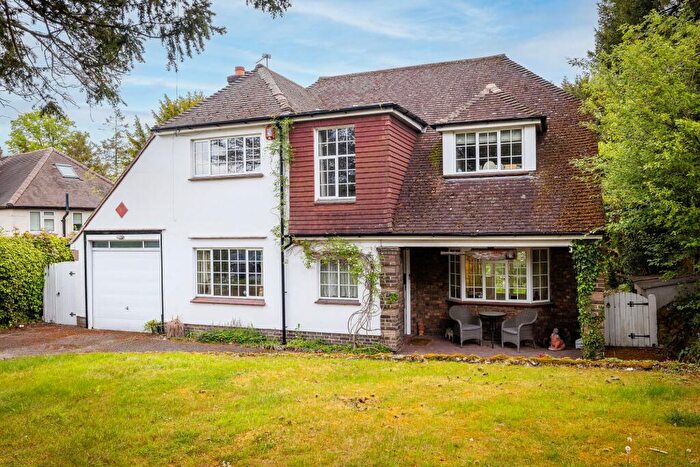 4 Bedroom Detached House For Sale In Hartley Old Road, Purley, CR8