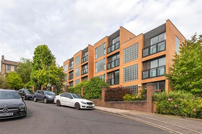 2 Bedroom Apartment For Sale In Stratos Heights, Milestone Road, London, SE19