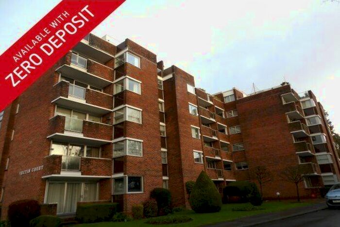 2 Bedroom Flat To Rent In Vectis Court, Southampton, SO16
