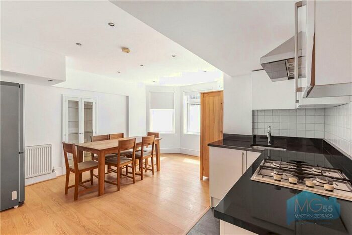 1 Bedroom Maisonette To Rent In Ferme Park Road, Crouch End, London, N8