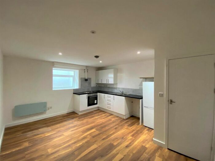 2 Bedroom Flat To Rent In Canterbury Road, Herne Bay, CT6