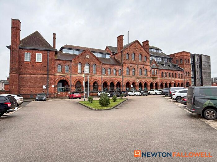 2 Bedroom Flat For Sale In The Tankard Building, Warwick Brewery, NG24