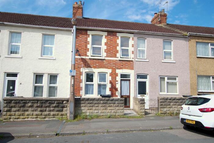 2 Bedroom Terraced House To Rent In George Street, Rodbourne, Swindon, SN1