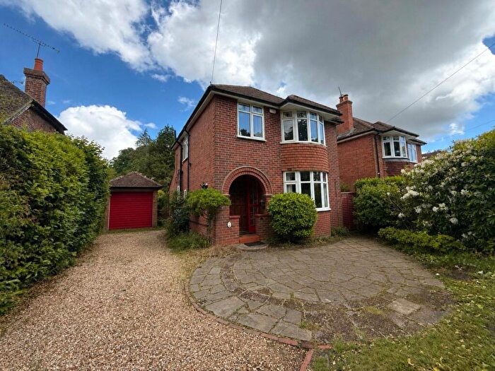 3 Bedroom Detached House To Rent In Wellington Road, Sandhurst, Berkshire, GU47