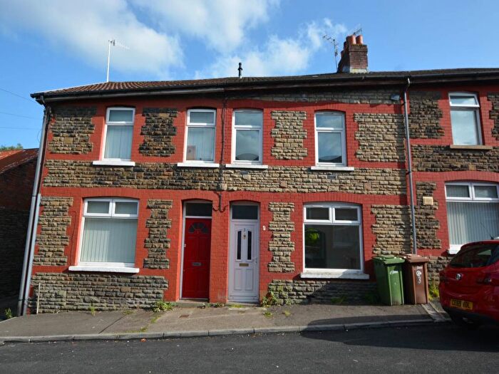 3 Bedroom Property To Rent In Brynhyfryd Street, Blackwood, NP12