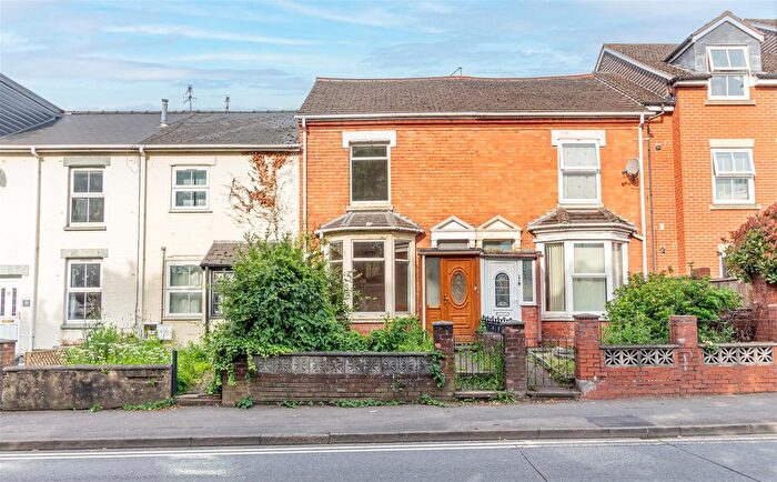 3 Bedroom Property For Sale In Bath Road, Worcester, WR5
