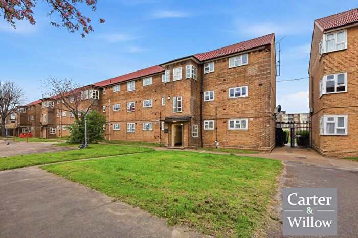 1 Bedroom Flat For Sale In Stansgate Road, Dagenham, Barking And Dagenham, RM10