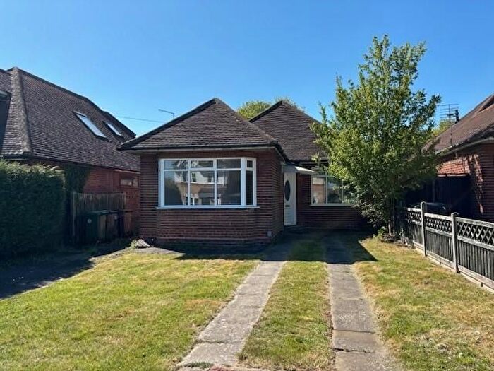 3 Bedroom Detached Bungalow For Sale In Longacres, St Albans, AL4