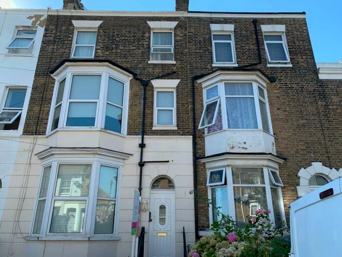 1 Bedroom Flat To Rent In Cannonbury Road, Ramsgate, CT11