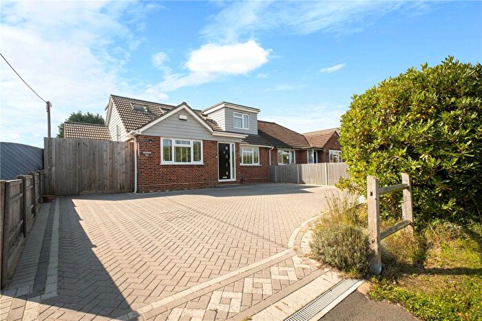 4 Bedroom Semi-Detached House To Rent In Rownhams Lane, North Baddesley, Southampton, Hampshire, SO52