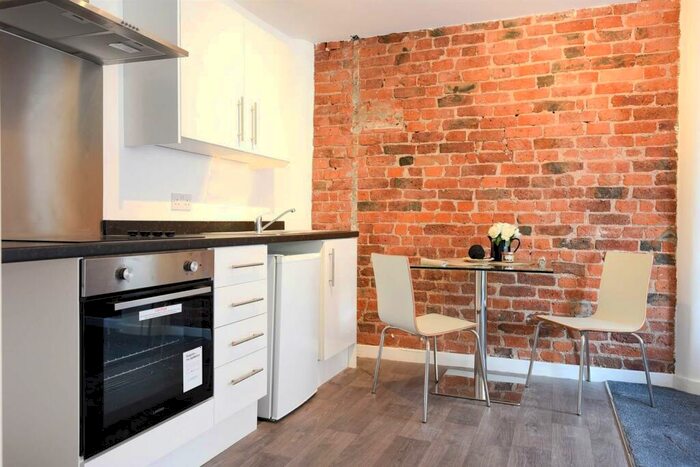 1 Bedroom Apartment To Rent In Grey Street, Ashton-under-Lyne, OL6